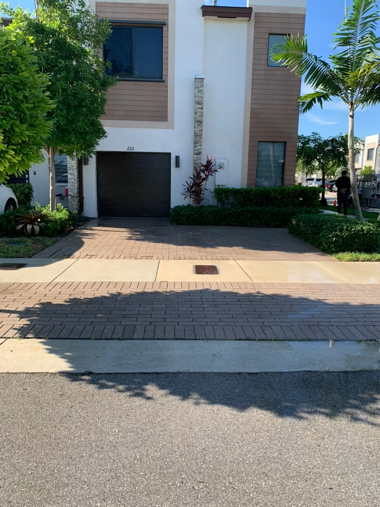 Before — Townhome Driveway in South Florida